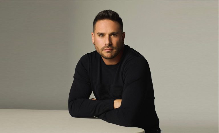 SEBASTIÁN CAICEDO: UNA VIDA TRANSFORMADA POR DIOS, HOY EMBAJADOR DEL FESTIVAL INTERNACIONAL DE CINE CRISTIANO DE BOGOTÁ – FICCBOG 2025